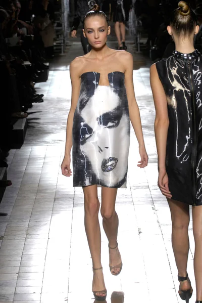 Look 37